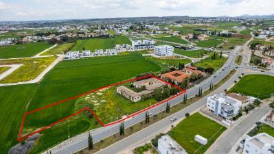 Residential field in Lakatamia, Nicosia