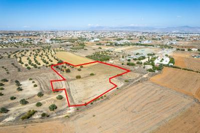 Shared residential field in Lakatamia, Nicosia