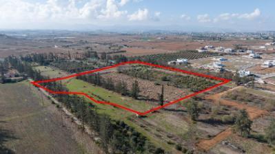 Residential field in Kato Deftera, Nicosia