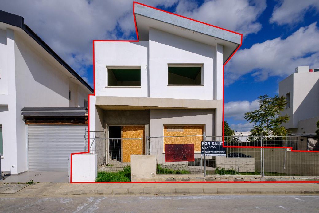 3 bedroom incomplete house in Latsia, Nicosia